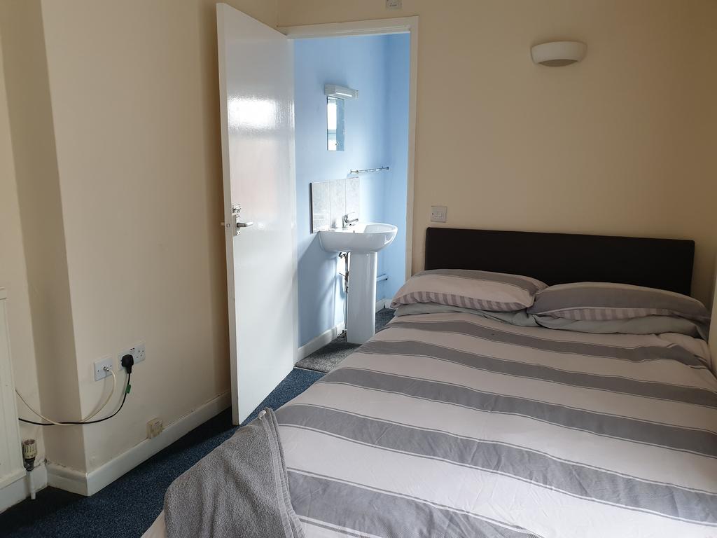 Tower House Hotel room 3