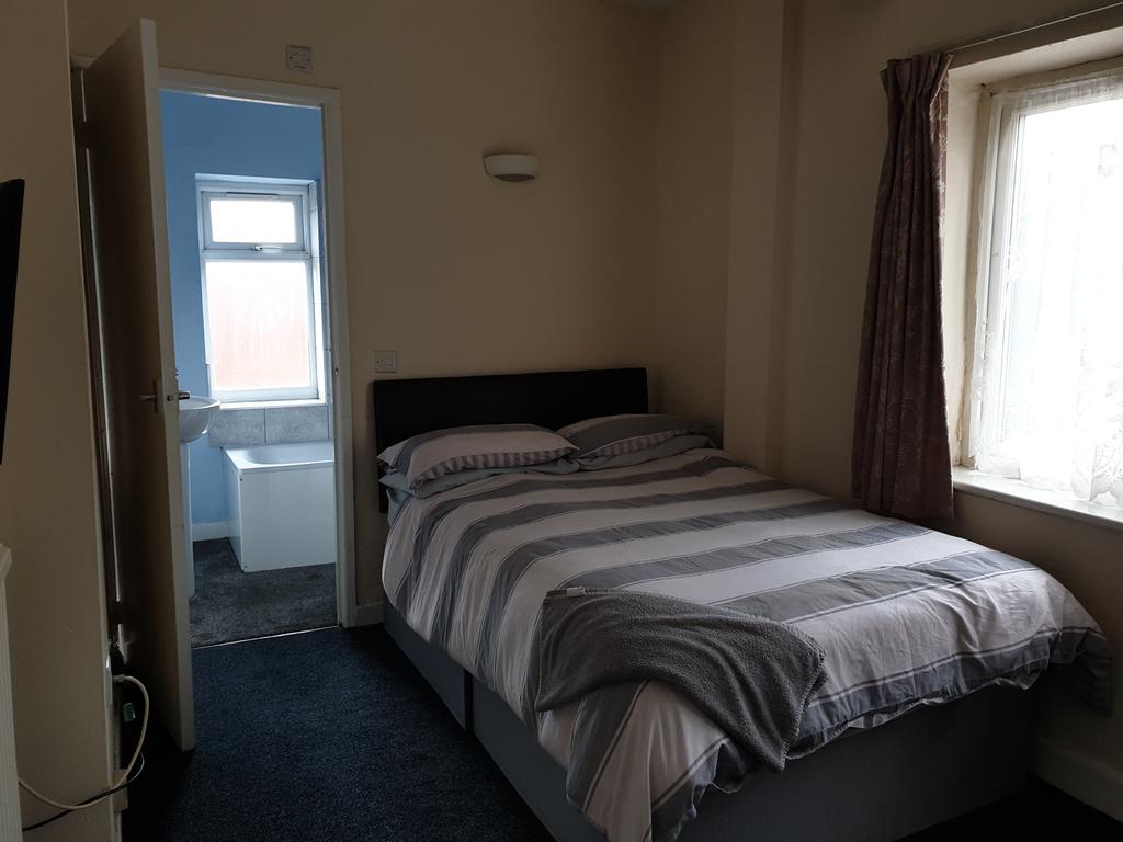 Tower House Hotel room 5